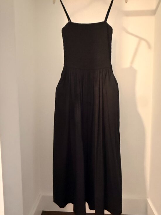 Ciao Lucia Dresses & Skirts - Cotton Smocked Midi Sundress with Pockets